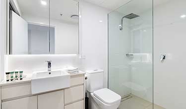 1 Bedroom + Study - study area